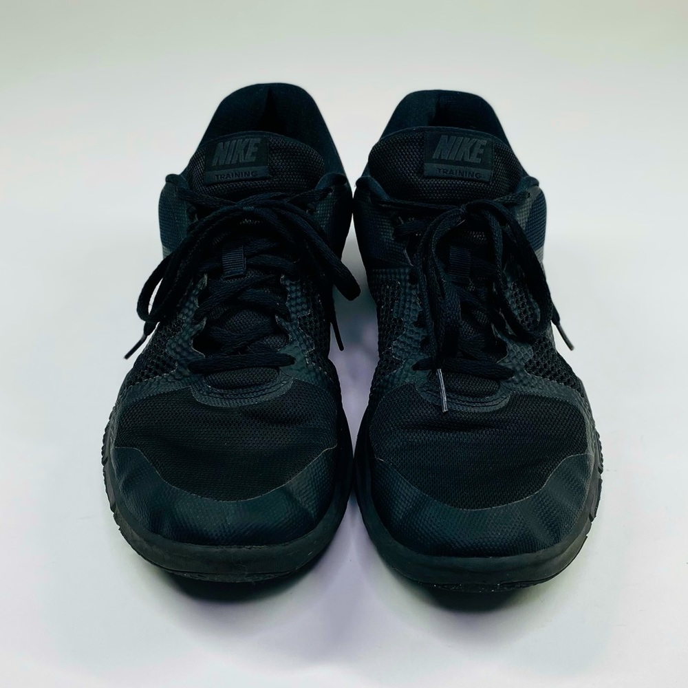 Nike black out shoes